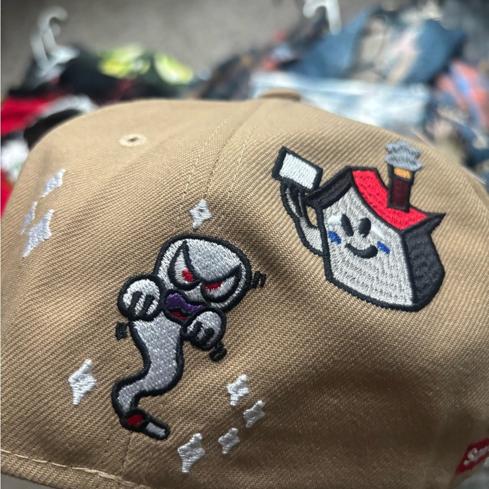 New era supreme hat White 'S' Logo - Picture 2 of 6